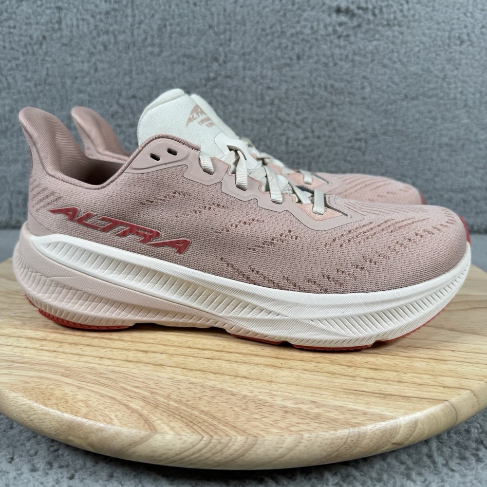 Altra Experience Flow 2 Womens Size 8
Pink Running Shoes Neutral 4mm Drop